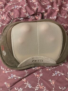 Homedics Brown and Beige Shiatsu Massage Cushion